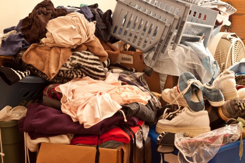 Choosing a reliable flat clearance company